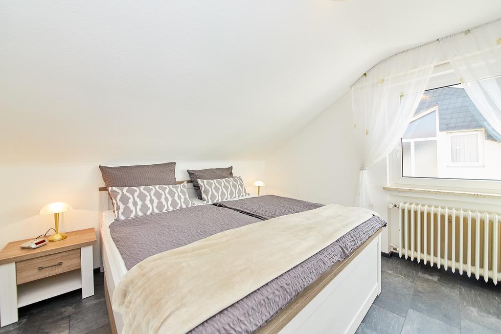 Appartamento Haus Constanze Bernkastel-Kues Esterno foto